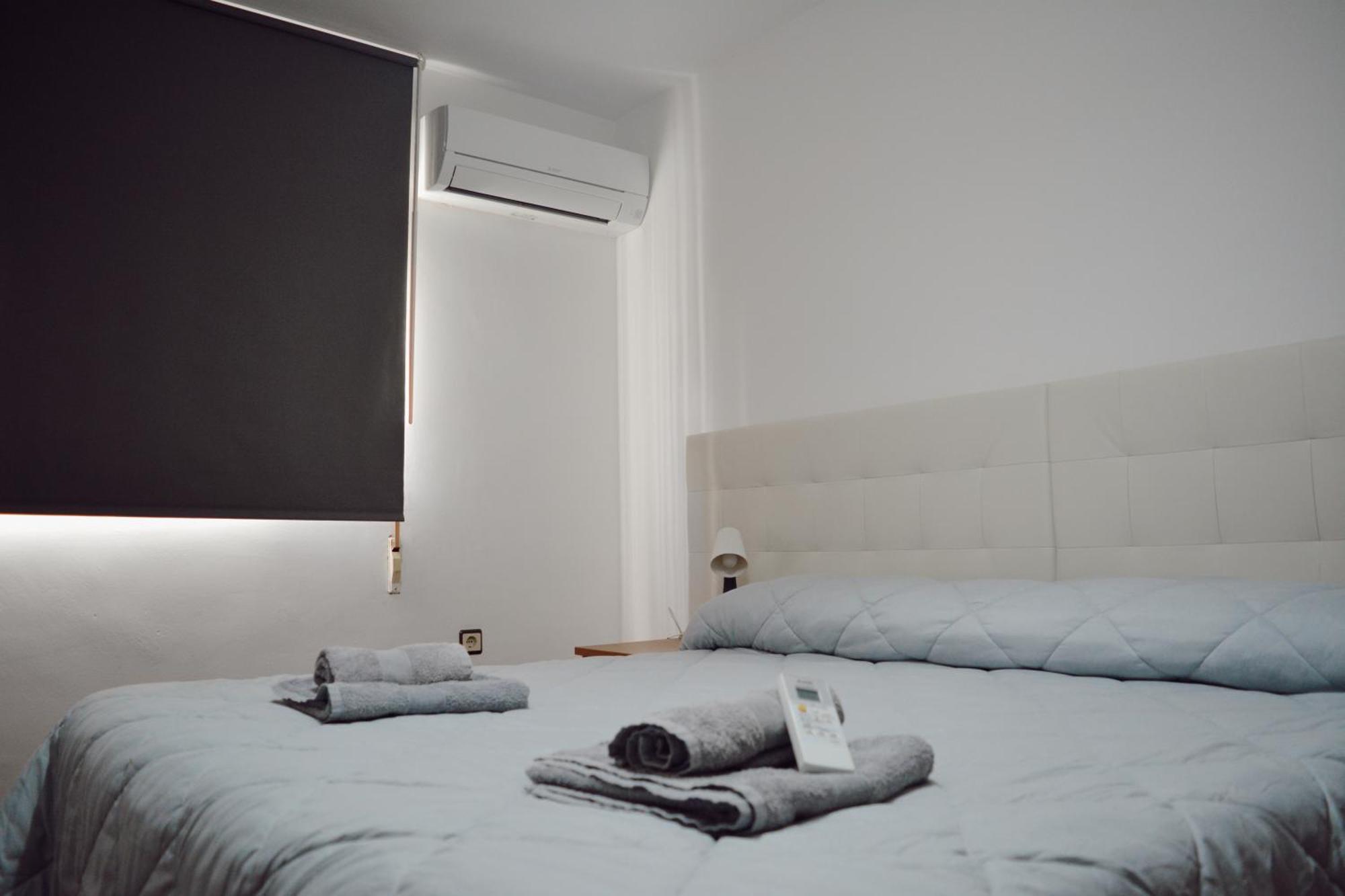 Apartamentos Maria Малага Экстерьер фото